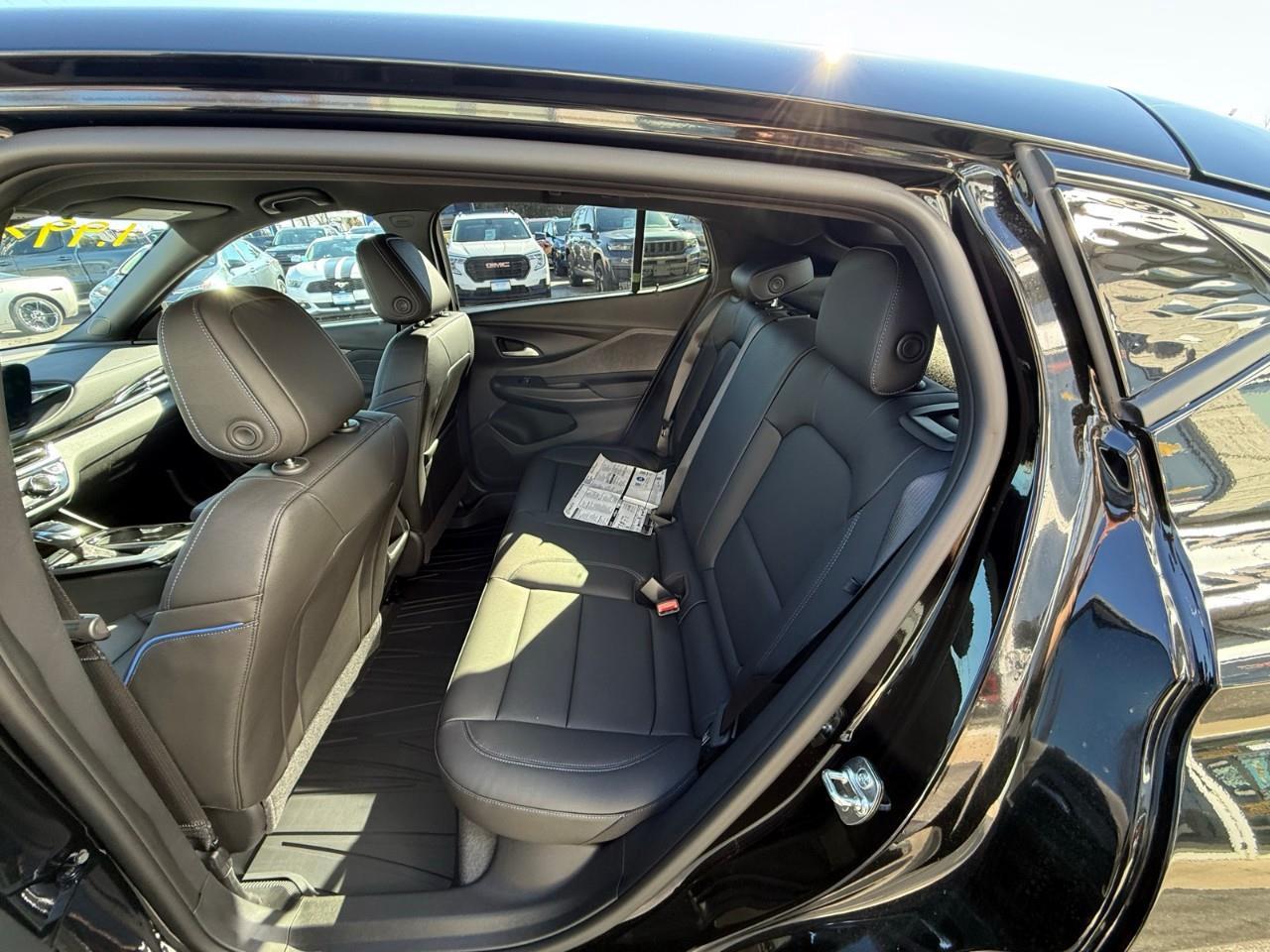 2026 Buick Envista Sport Touring 4dr Front-Wheel Drive Photo