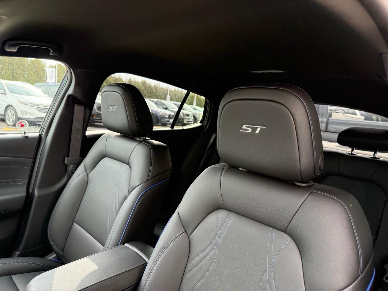 2026 Buick Envista Sport Touring 4dr Front-Wheel Drive Photo