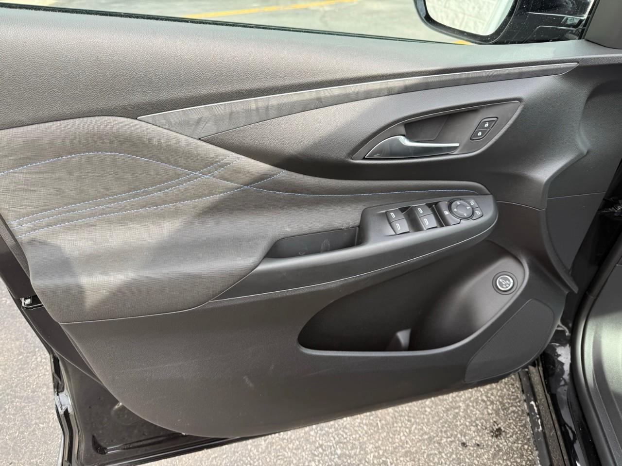 2026 Buick Envista Sport Touring 4dr Front-Wheel Drive Photo