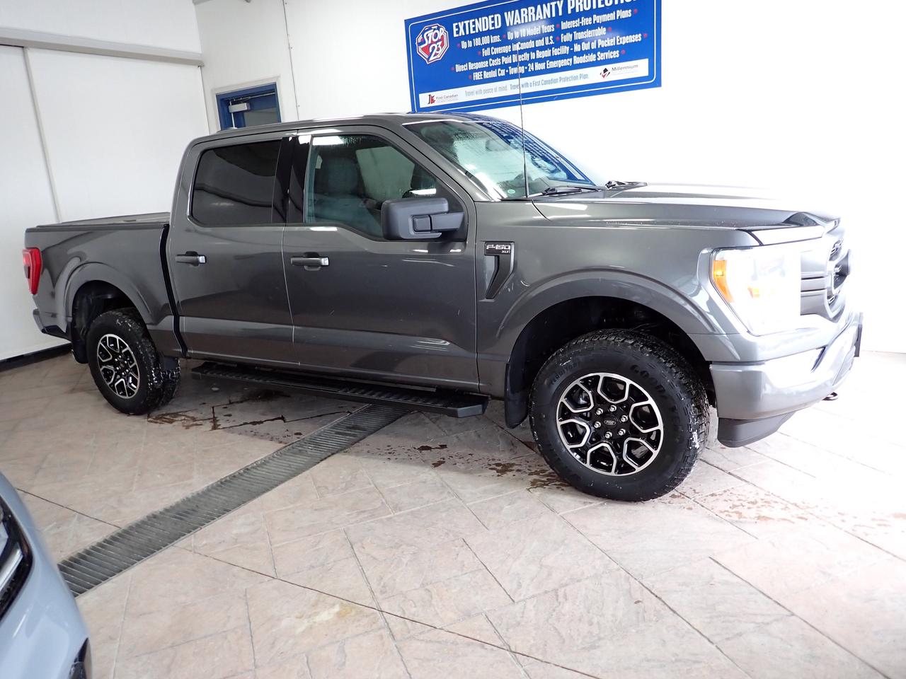 2022 Ford F-150 XLT SPORT CREW 4WD NAVI Photo