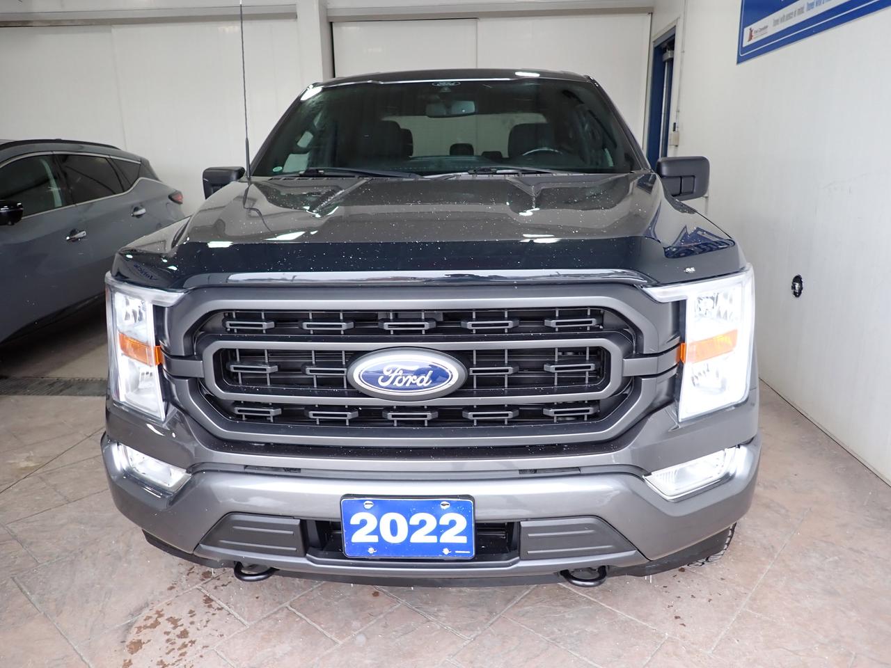 2022 Ford F-150 XLT SPORT CREW 4WD NAVI Photo