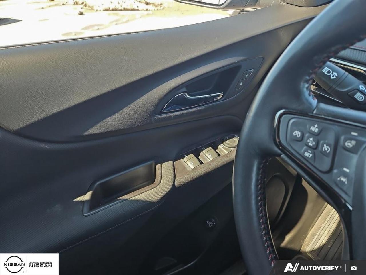 2022 Chevrolet Equinox AWD RS Photo