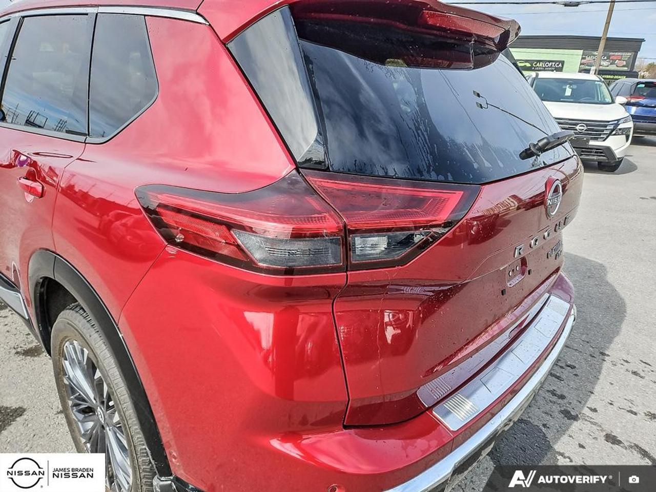 2025 Nissan Rogue AWD Platinum Photo