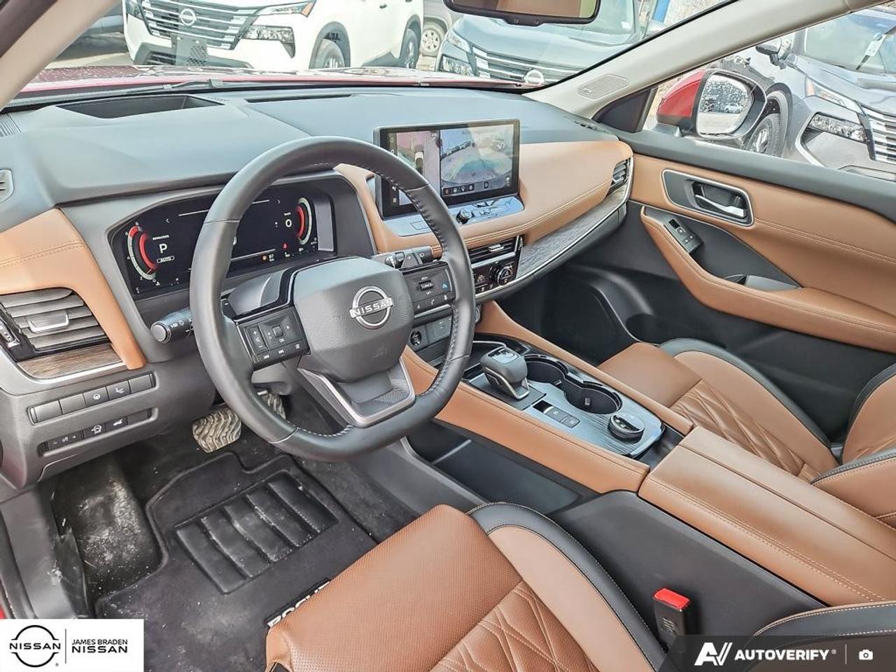 2025 Nissan Rogue AWD Platinum Photo