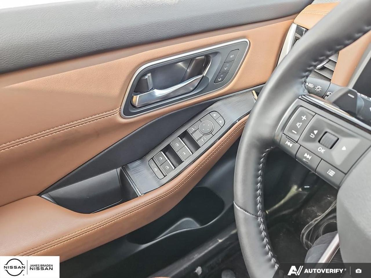 2025 Nissan Rogue AWD Platinum Photo