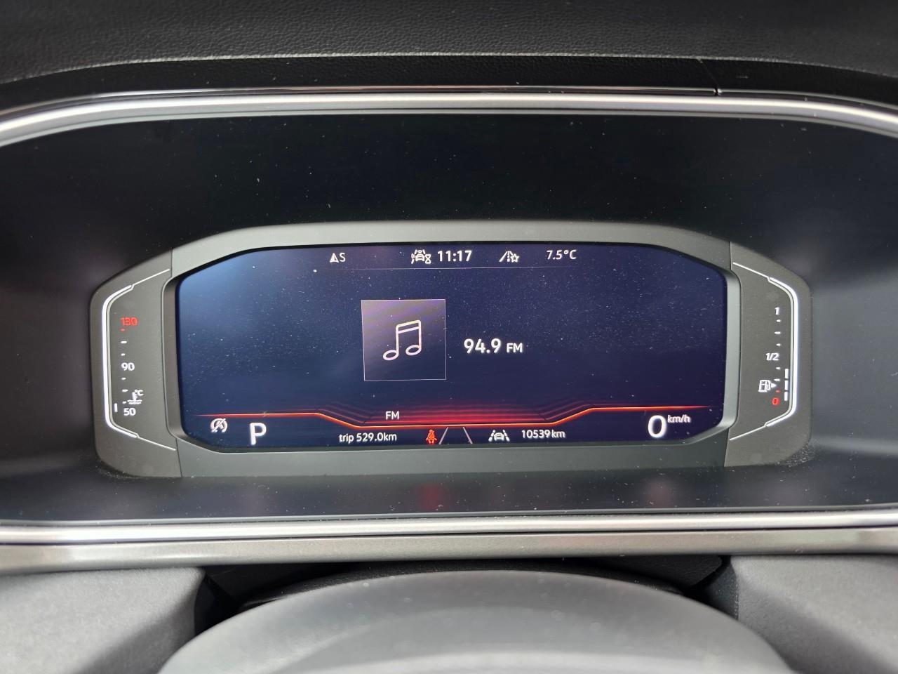 2025 Volkswagen Taos Comfortline Black Edition 4dr All-Wheel Drive 4MOTION Photo