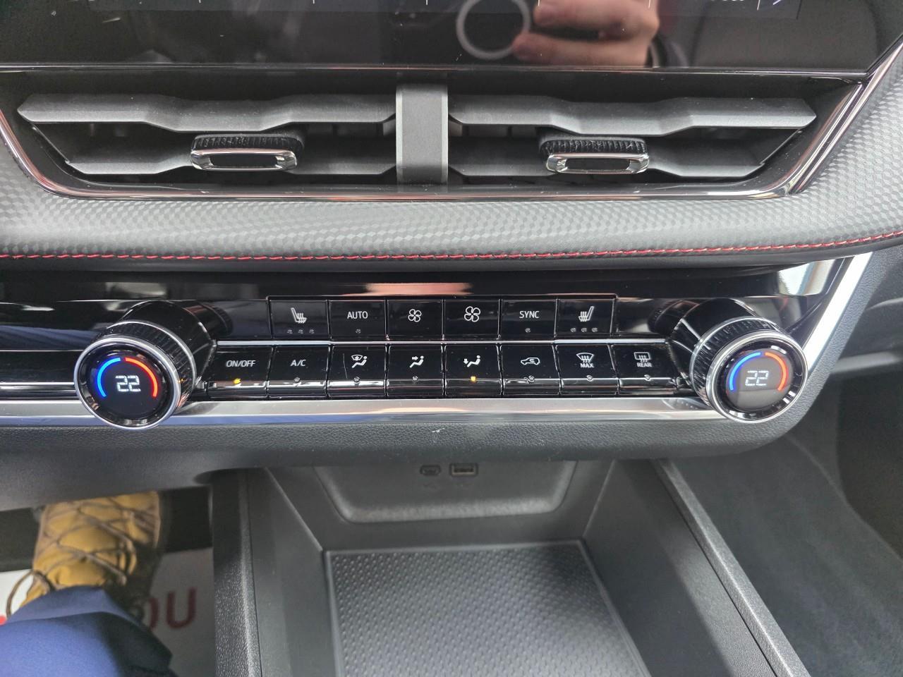 2025 Chevrolet Equinox RS 4dr All-Wheel Drive Photo