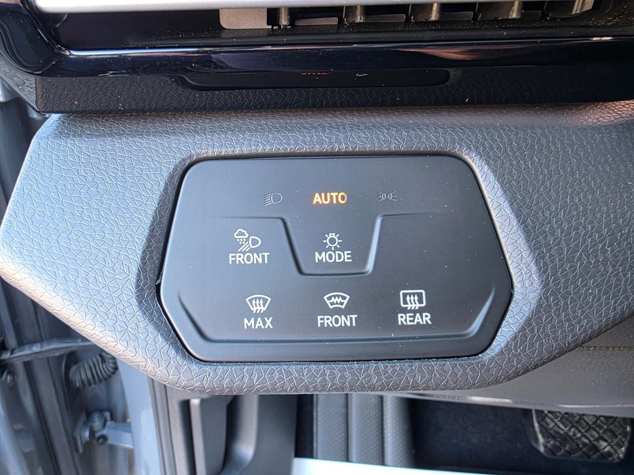 2023 Volkswagen ID.4 Pro w/SK On Battery 4dr All-Wheel Drive Photo