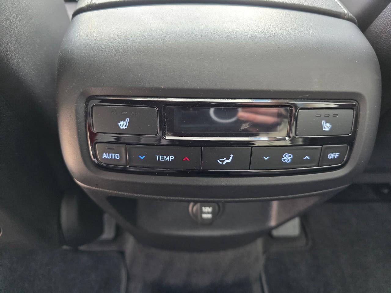 2025 Hyundai PALISADE Urban 7 Passenger 4dr All-Wheel Drive Photo