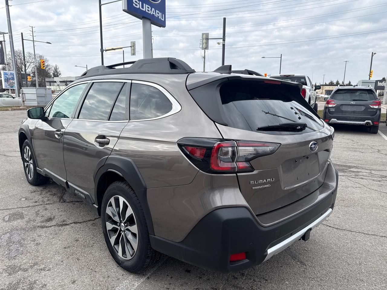 2023 Subaru Outback Limited XT 4dr All-Wheel Drive Photo