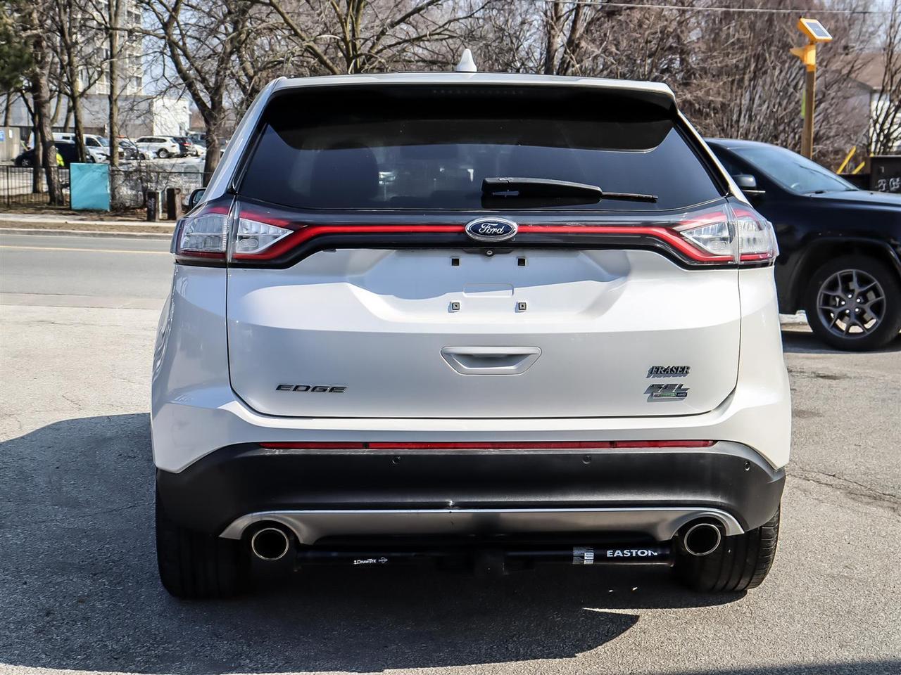 2018 Ford Edge  Photo4