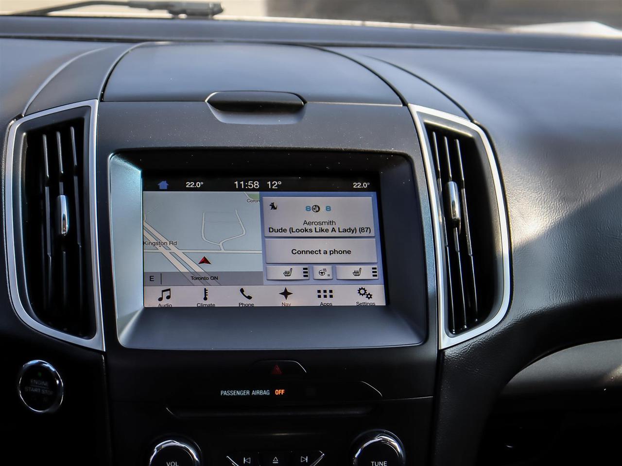 2018 Ford Edge  Photo