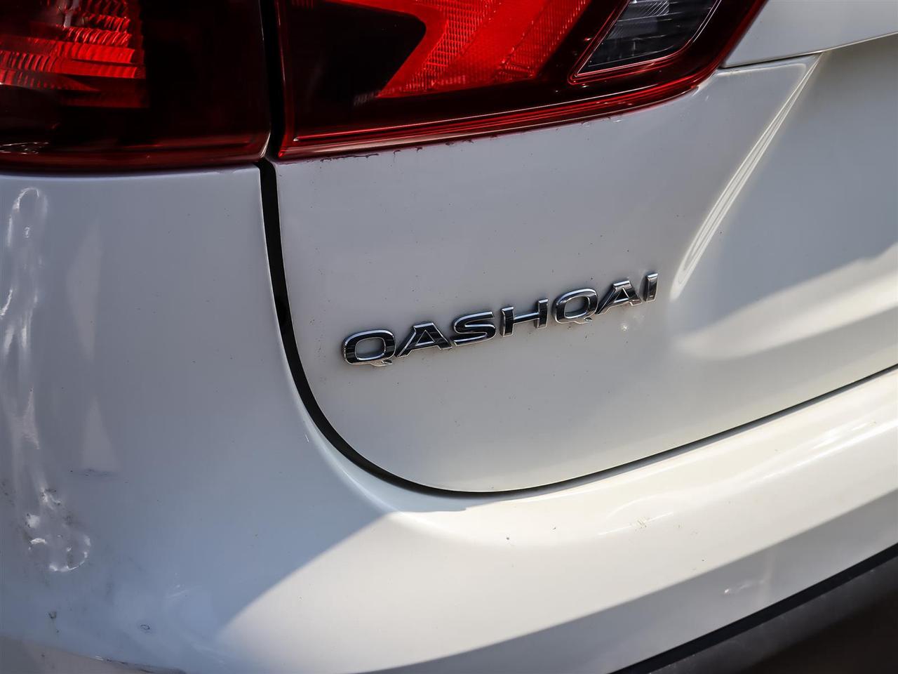 2017 Nissan Qashqai  Photo3