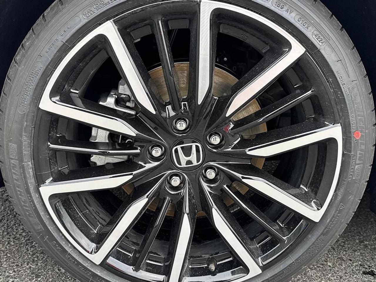 2026 Honda Accord Hybrid Touring 4dr Sedan Photo