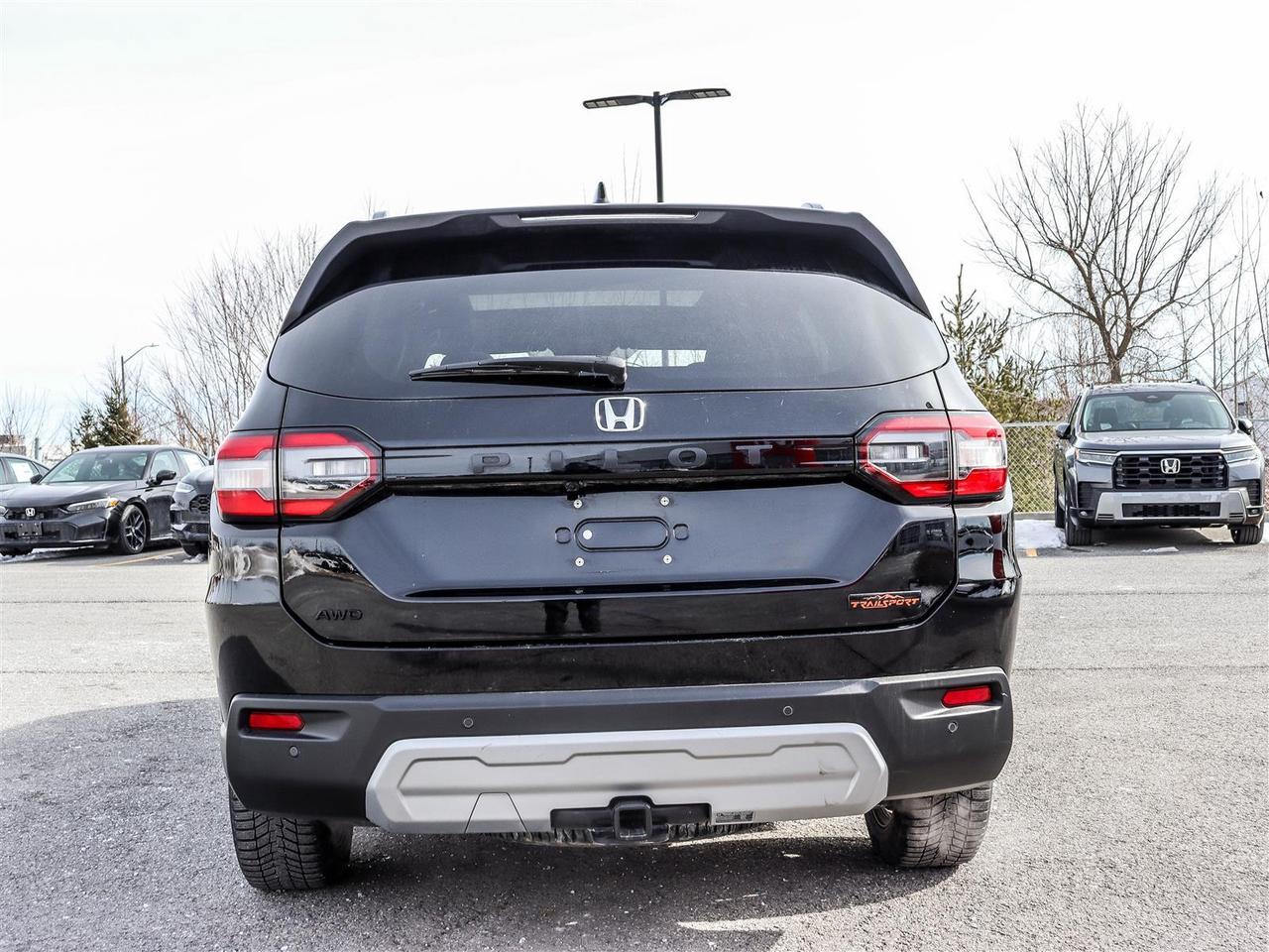 2023 Honda Pilot TrailSport 4dr All-Wheel Drive Photo