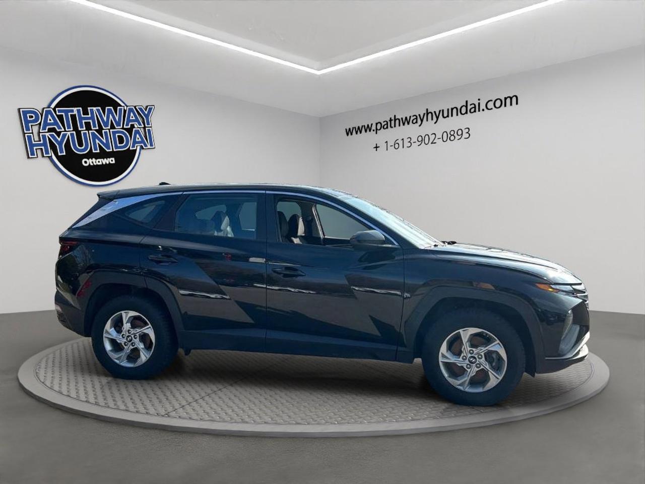 2023 Hyundai Tucson Essential | Reverse Cam | Heated Seats Photo