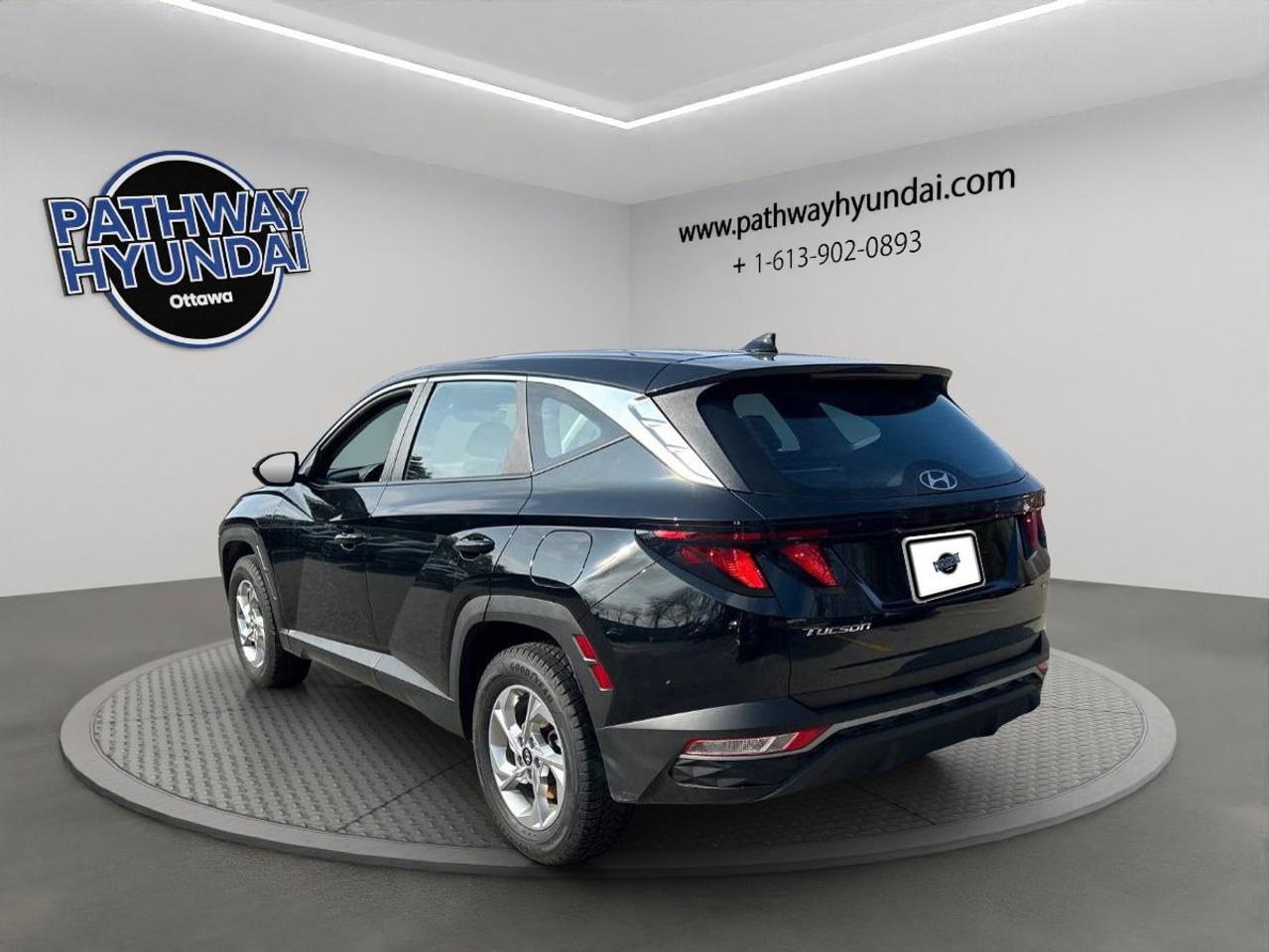 2023 Hyundai Tucson Essential | Reverse Cam | Heated Seats Photo