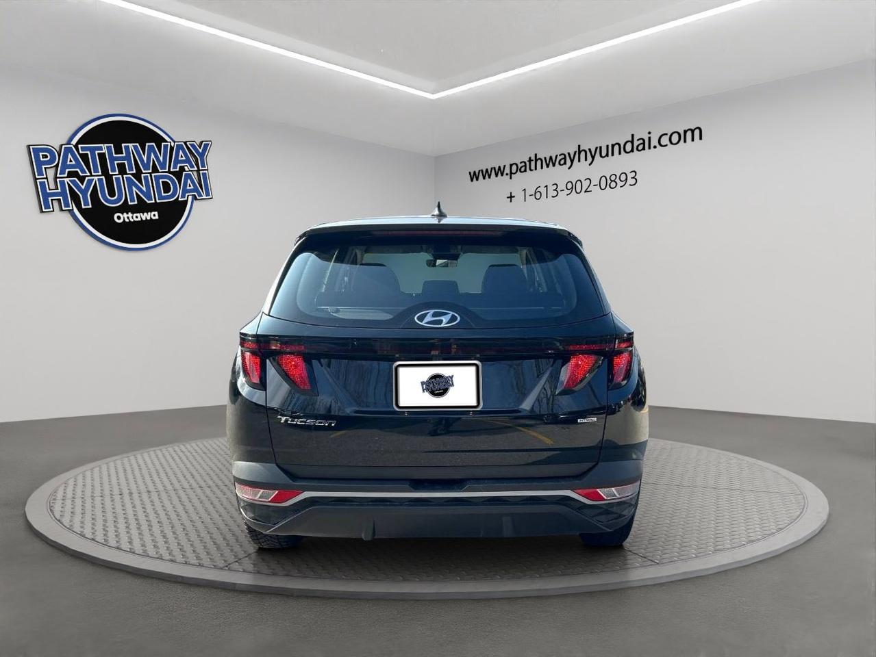 2023 Hyundai Tucson Essential | Reverse Cam | Heated Seats Photo3