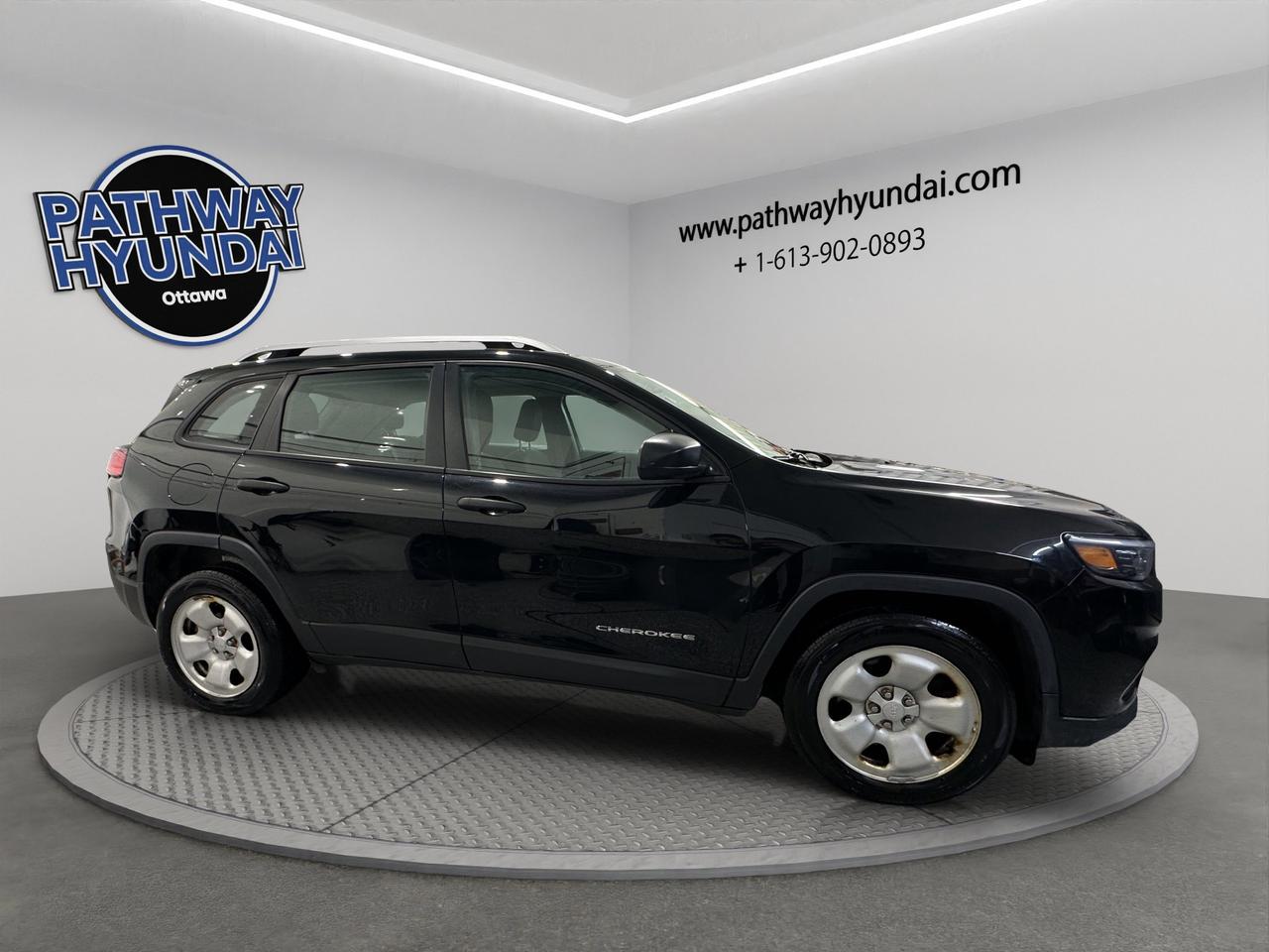 2019 Jeep Cherokee Sport | Reverse Cam | Heated Seats | Sunroof Photo