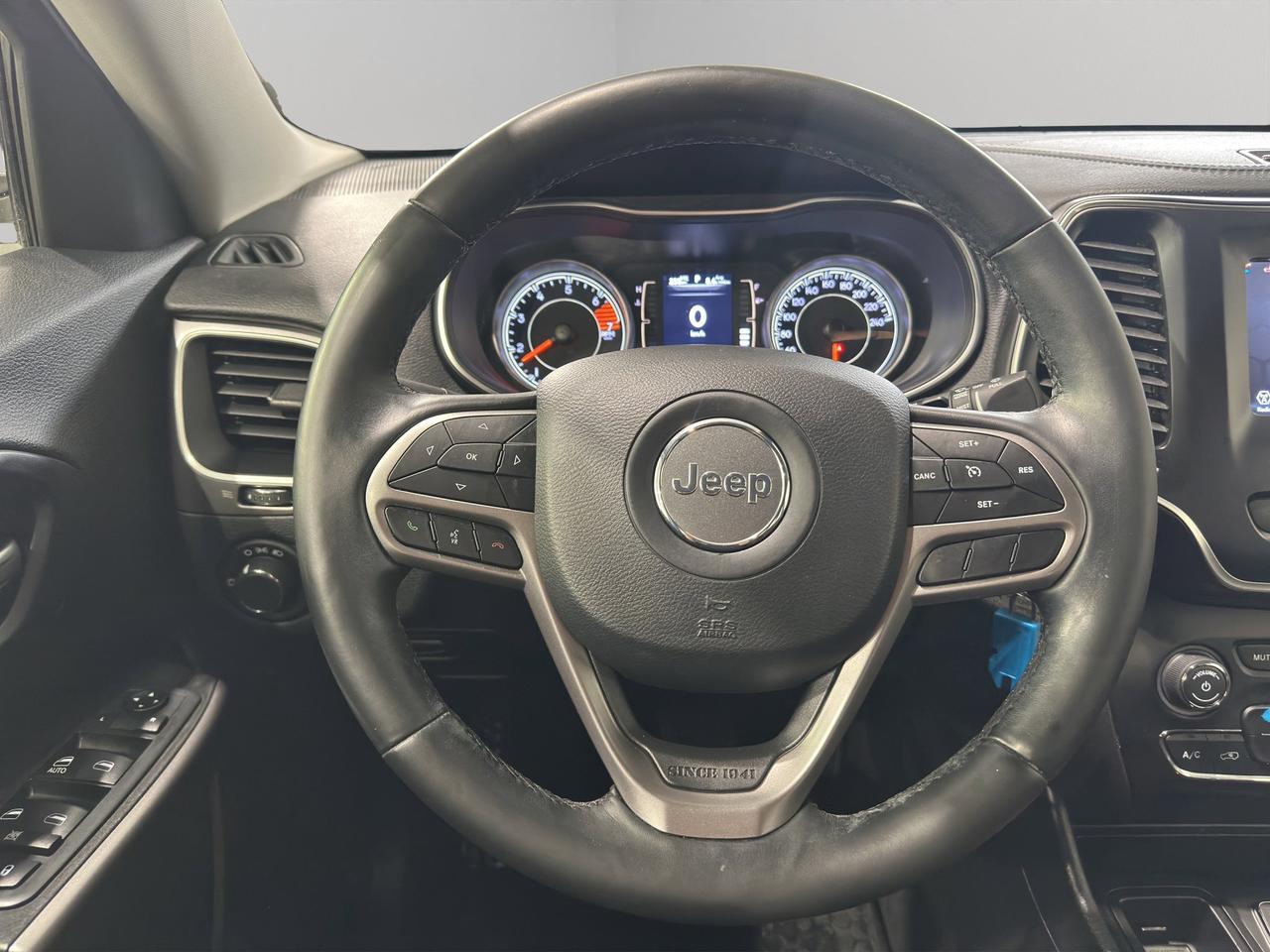 2019 Jeep Cherokee Sport | Reverse Cam | Heated Seats | Sunroof Photo