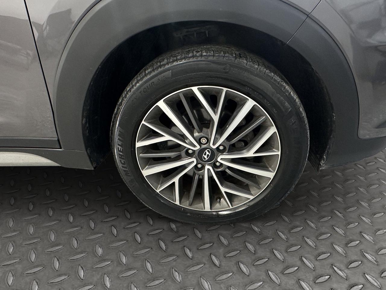 2020 Hyundai Tucson Luxury | Reverse Cam | Heated Seats Photo