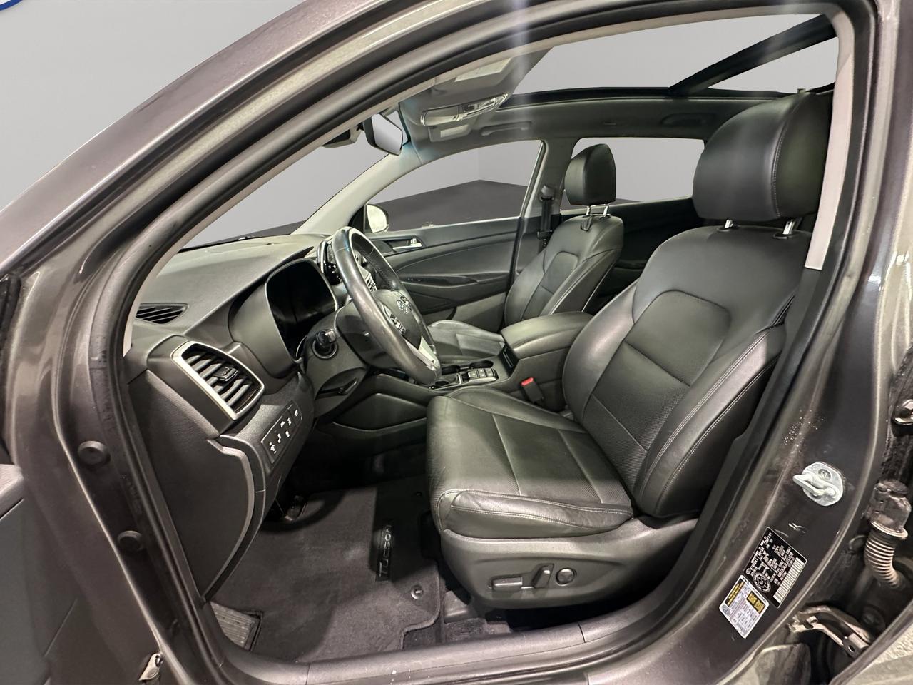 2020 Hyundai Tucson Luxury | Reverse Cam | Heated Seats Photo