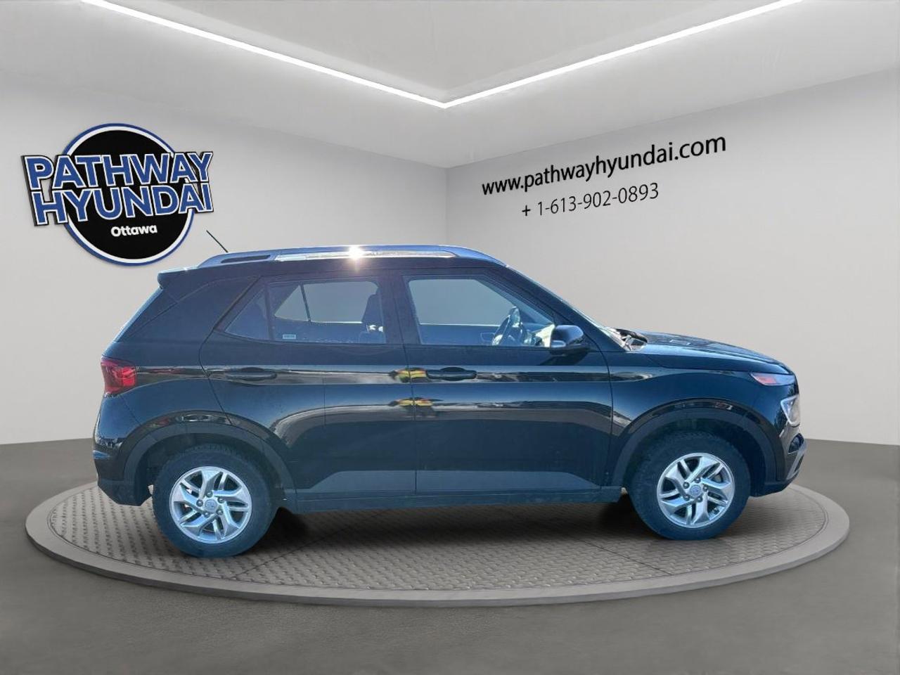 2024 Hyundai Venue PREFERRED Photo