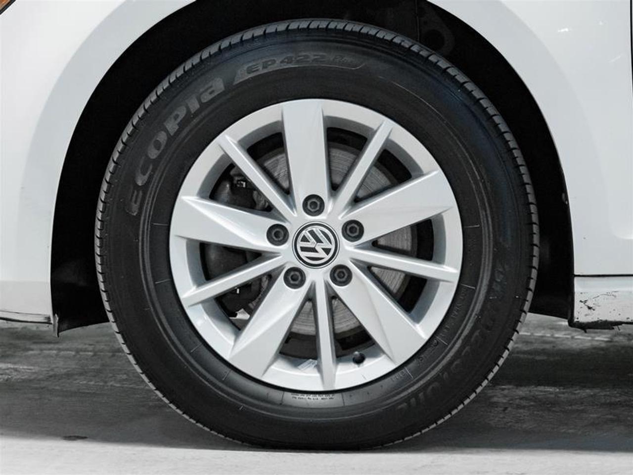 2016 Volkswagen Golf 1.8 TSI Trendline (A6) 4dr Hatchback Photo