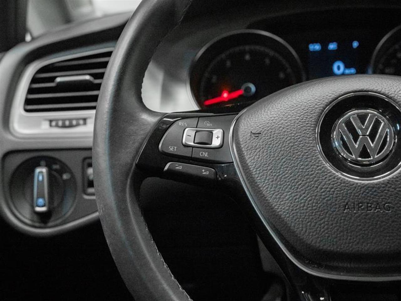 2016 Volkswagen Golf 1.8 TSI Trendline (A6) 4dr Hatchback Photo