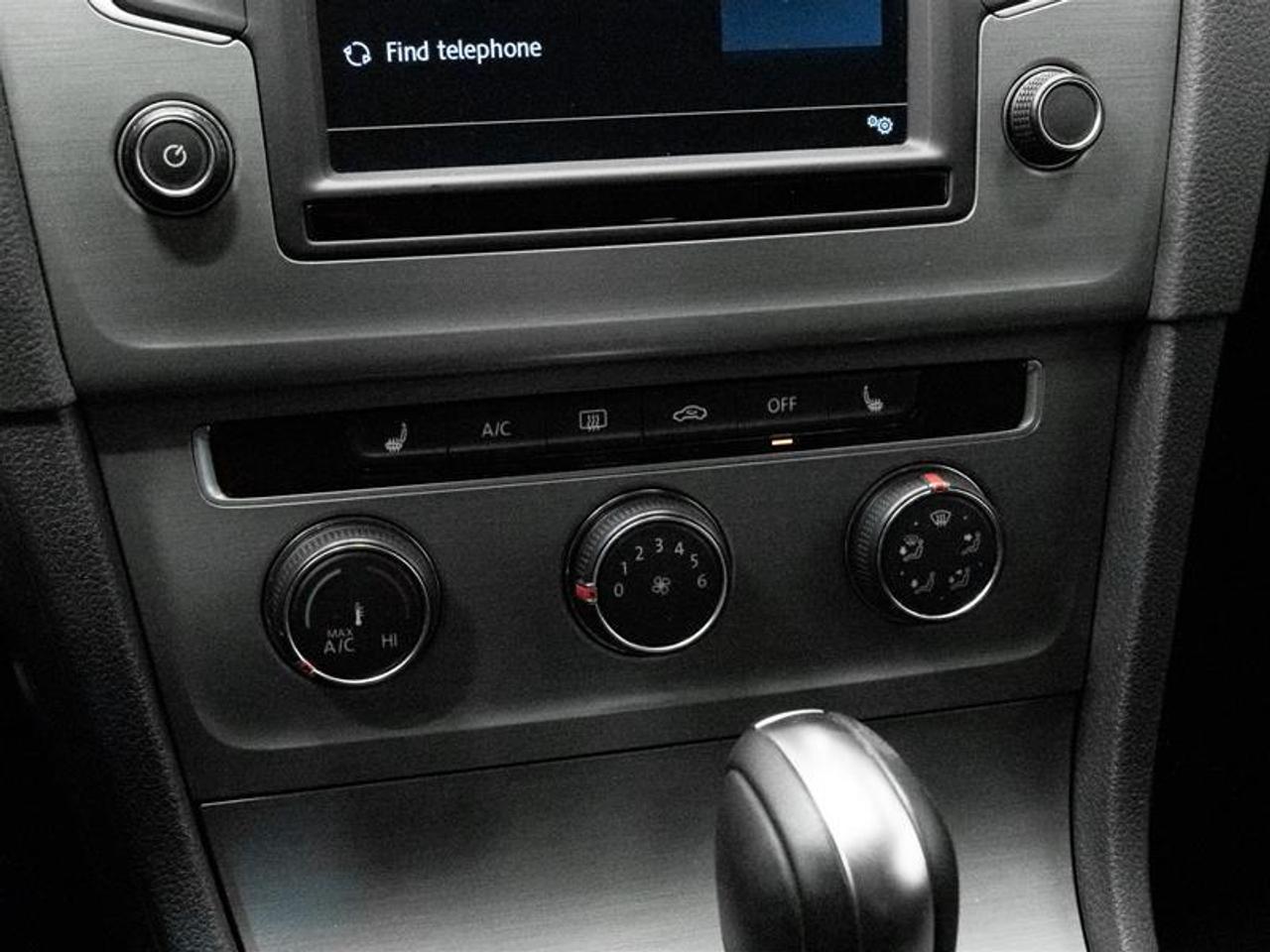 2016 Volkswagen Golf 1.8 TSI Trendline (A6) 4dr Hatchback Photo