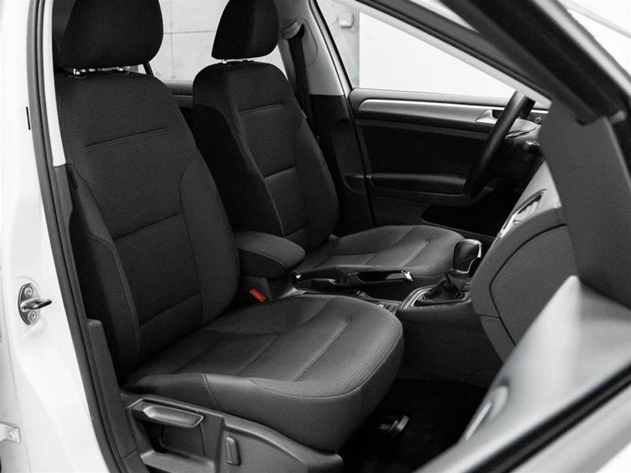 2016 Volkswagen Golf 1.8 TSI Trendline (A6) 4dr Hatchback Photo