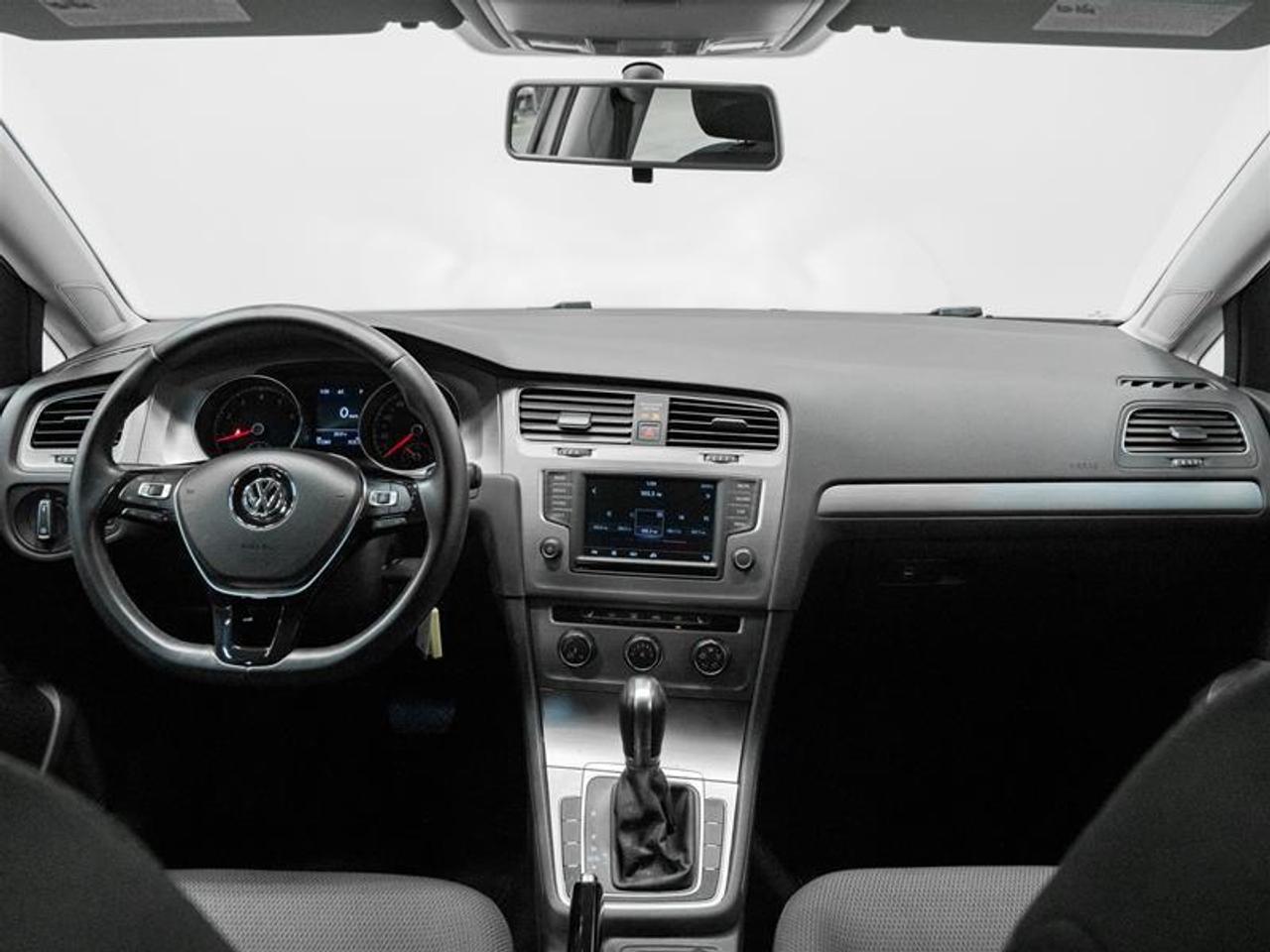 2016 Volkswagen Golf 1.8 TSI Trendline (A6) 4dr Hatchback Photo