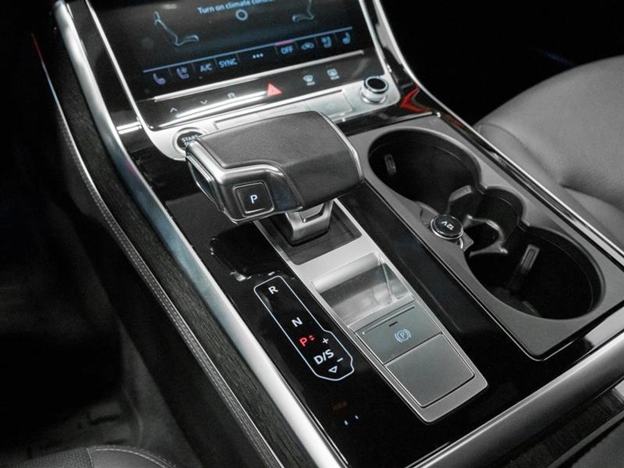 2023 Audi Q7 55 Technik 4dr All-Wheel Drive quattro Sport Utility Photo