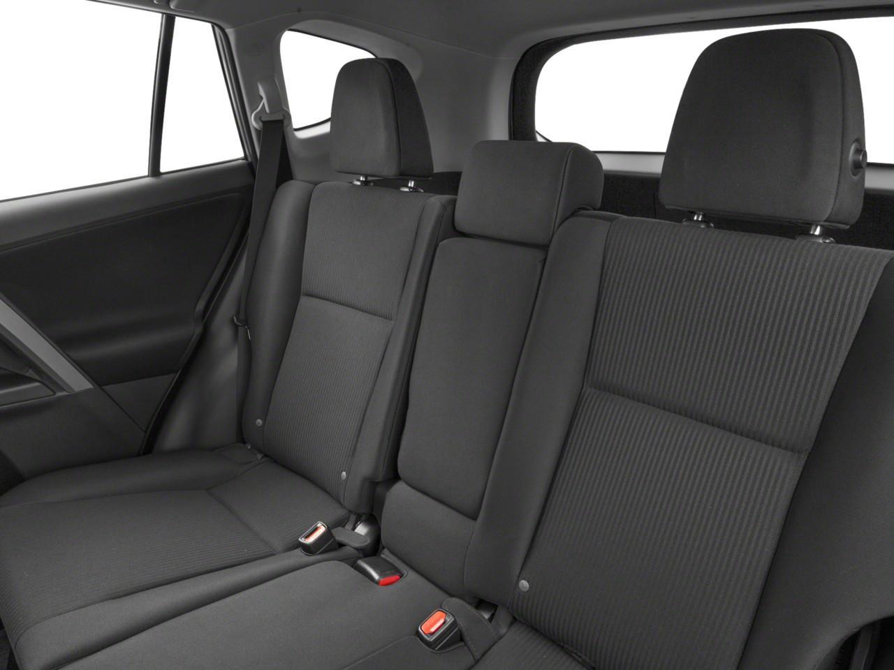 2018 Toyota RAV4 LE 4dr Front-wheel Drive Photo