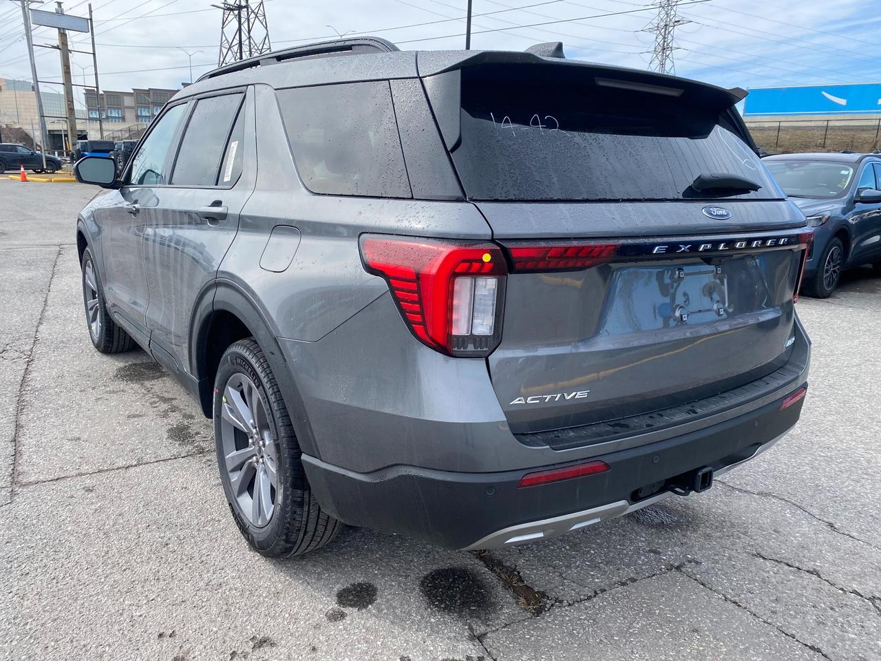 2026 Ford Explorer  Photo