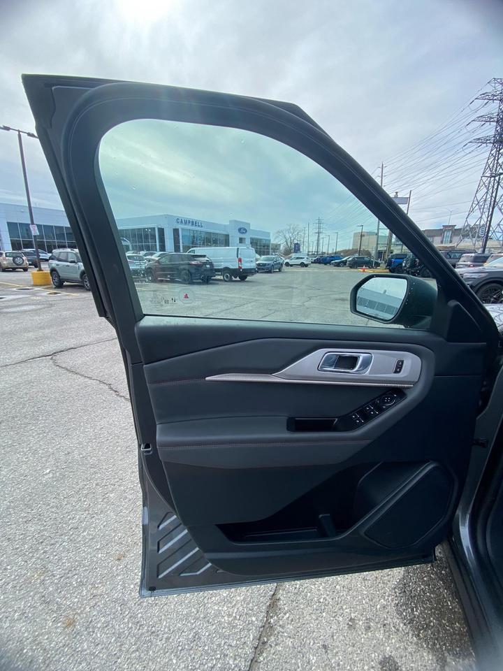 2026 Ford Explorer  Photo