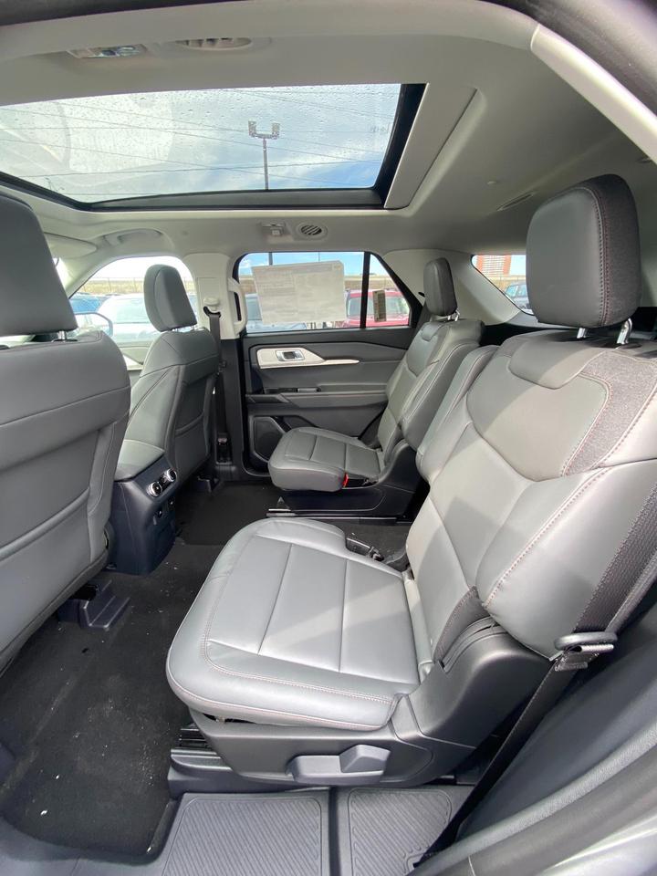 2026 Ford Explorer  Photo