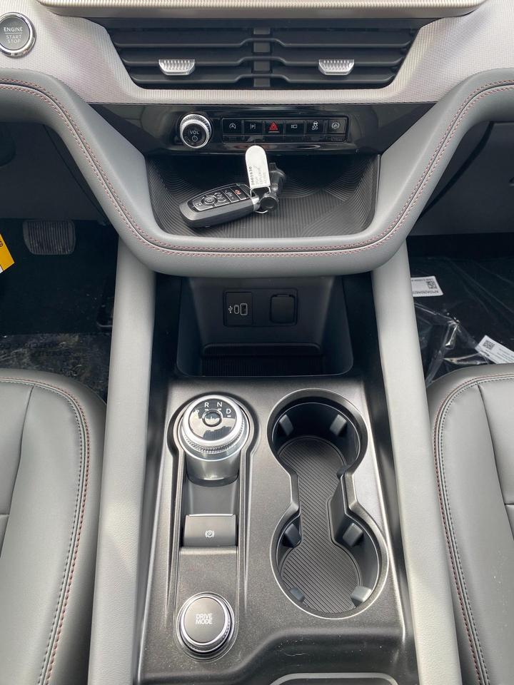 2026 Ford Explorer  Photo