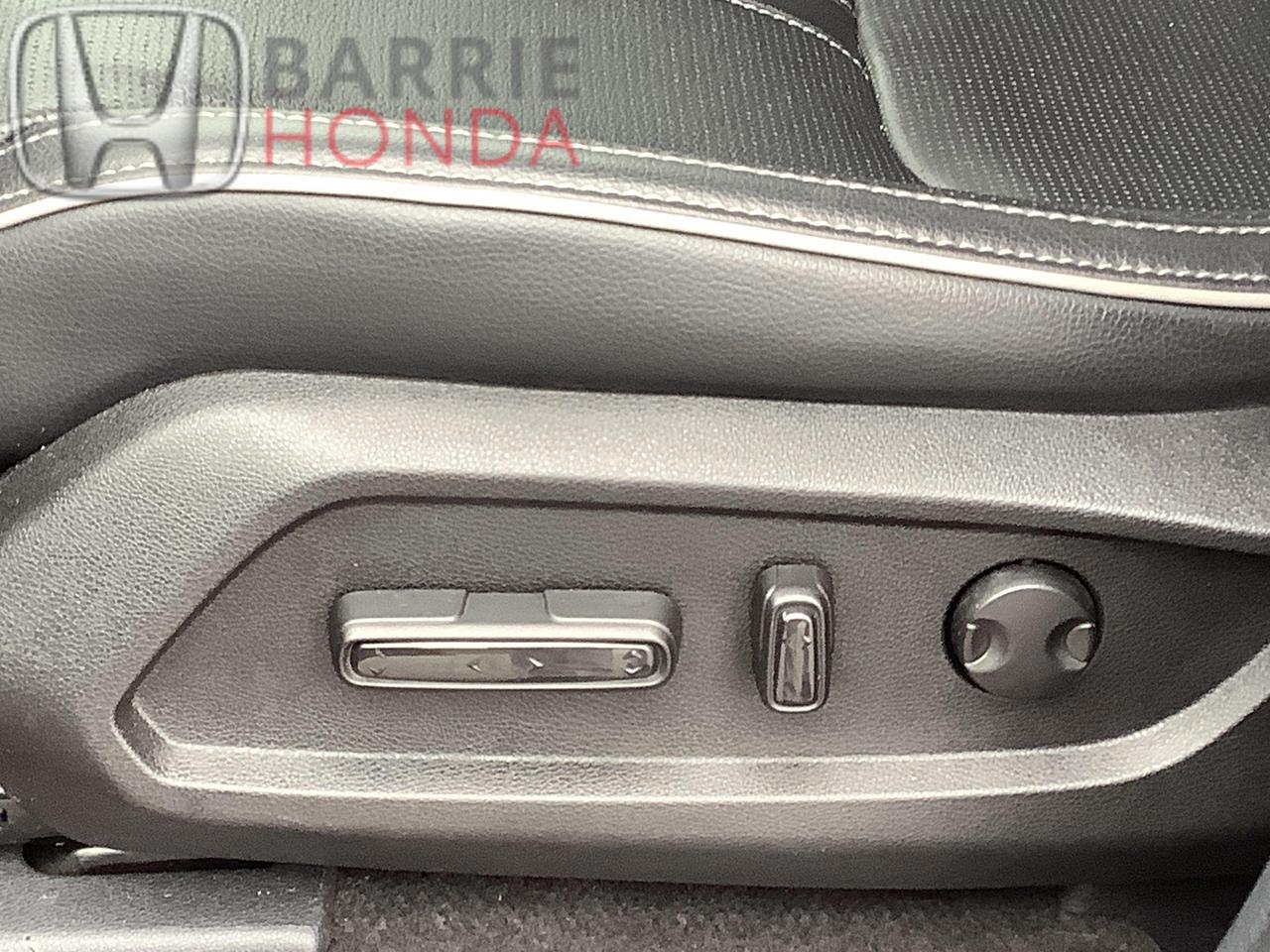 2023 Honda Pilot Touring 4dr All-Wheel Drive Photo