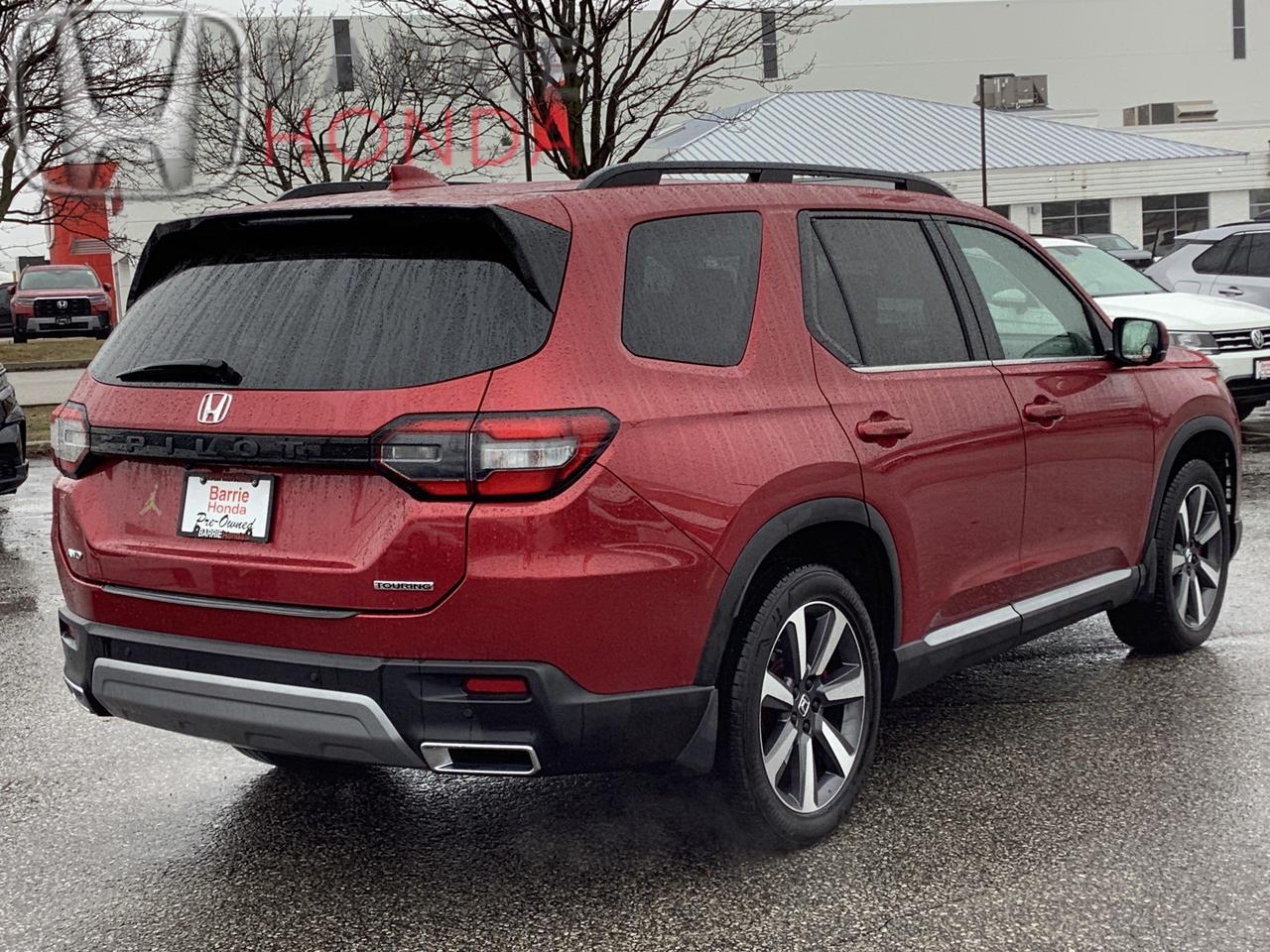 2023 Honda Pilot Touring 4dr All-Wheel Drive Photo
