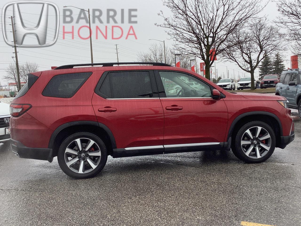 2023 Honda Pilot Touring 4dr All-Wheel Drive Photo