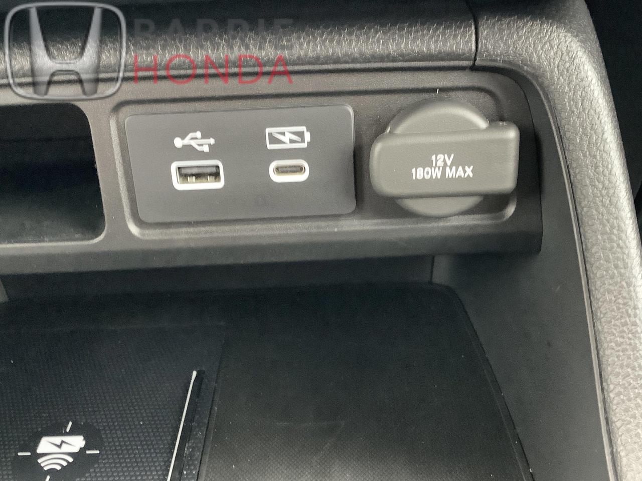 2023 Honda Pilot Touring 4dr All-Wheel Drive Photo