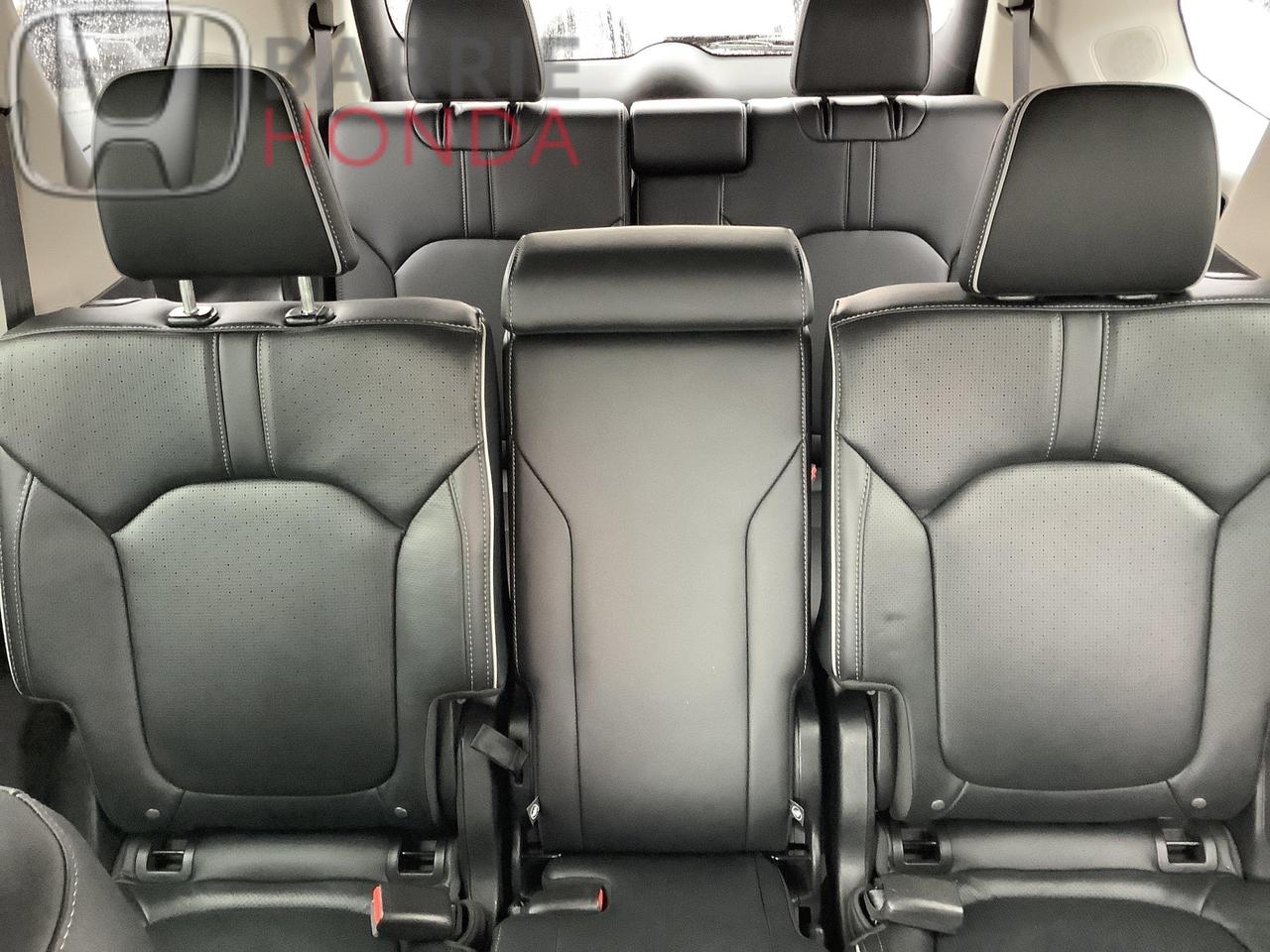 2023 Honda Pilot Touring 4dr All-Wheel Drive Photo