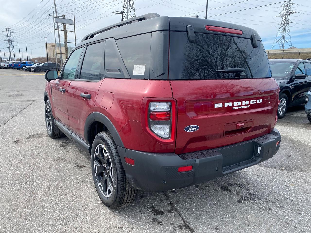 2026 Ford Bronco Sport Outer Banks 4dr 4x4 Photo3