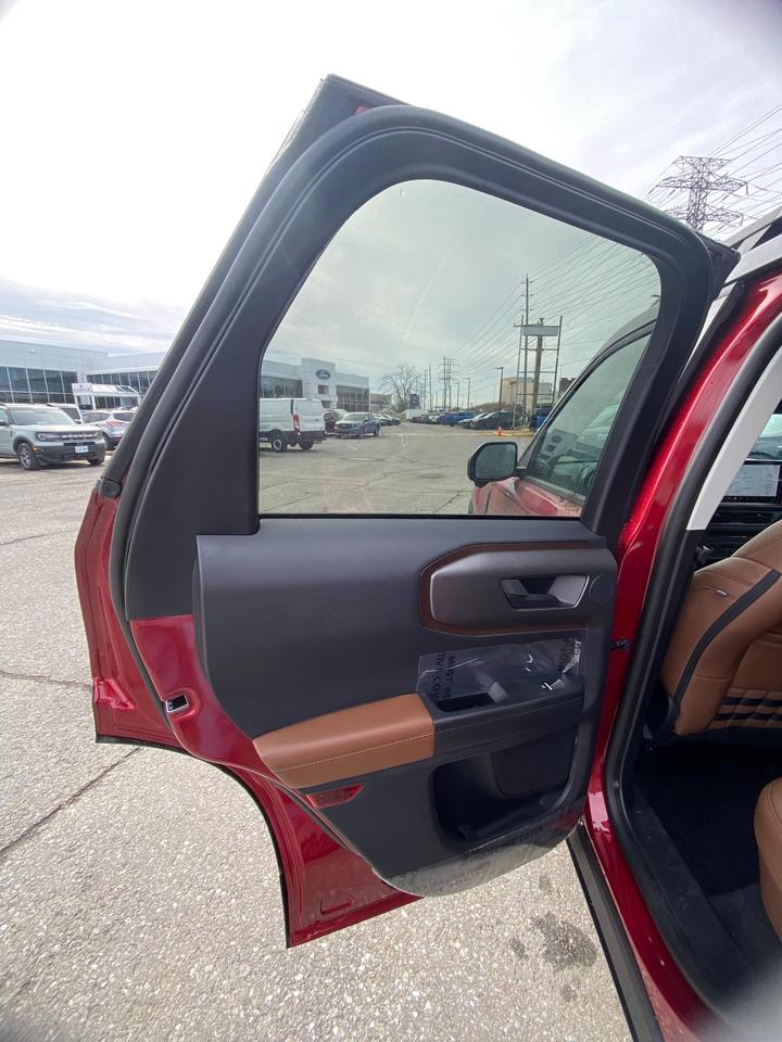 2026 Ford Bronco Sport Outer Banks 4dr 4x4 Photo