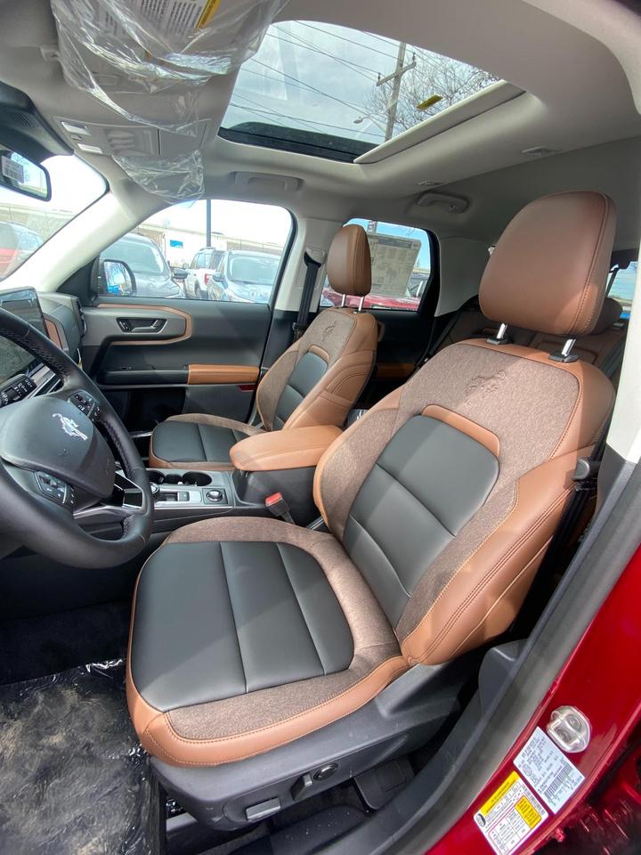 2026 Ford Bronco Sport Outer Banks 4dr 4x4 Photo