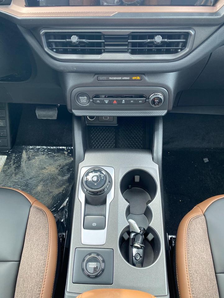 2026 Ford Bronco Sport Outer Banks 4dr 4x4 Photo