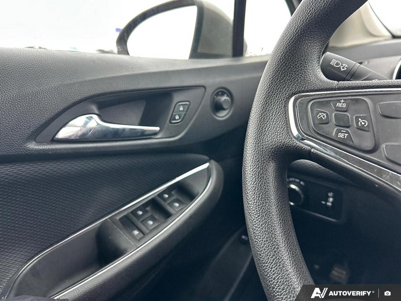 2017 Chevrolet Cruze LT Auto 4dr Sedan Photo