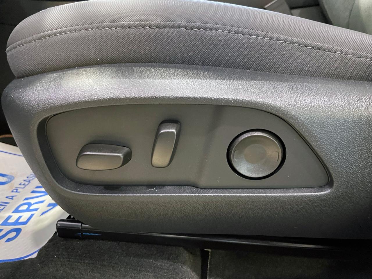 2026 GMC Terrain AT4 4dr All-Wheel Drive Photo