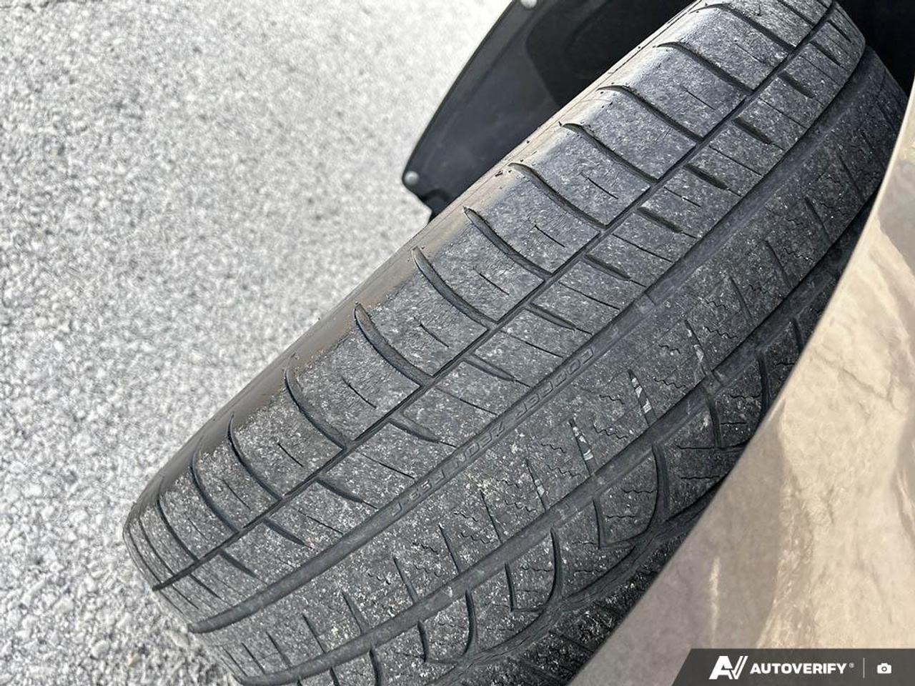 2014 Chrysler 300 S 4dr Rear-wheel Drive Sedan Photo